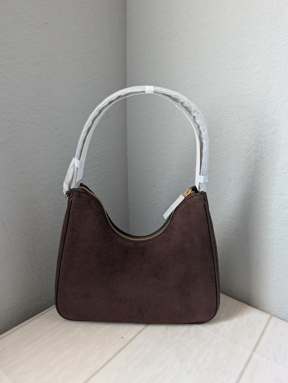 NWT Michael Kors Nayla Small Suede Hobo Shoulder Bag In Nutmeg - Picture 2 of 4